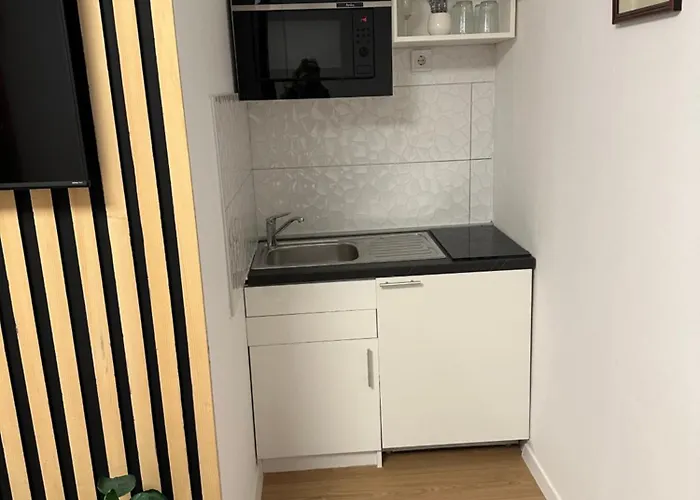 شقة Luxury Old Town Rab راب