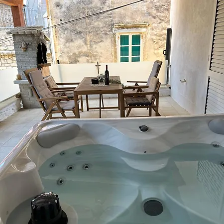Luxury Old Town Rab *